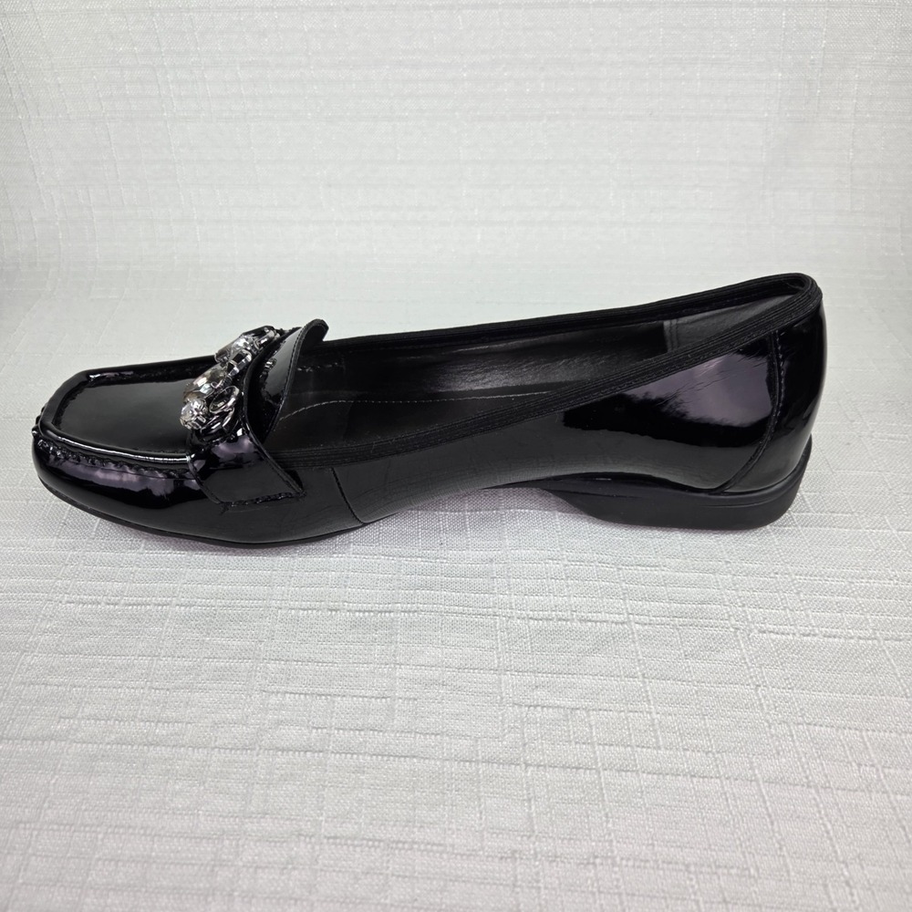 Tahari Black Patent Leather Loafers Women's 10 Rhinestones Preppy Secretary - Picture 5 of 9